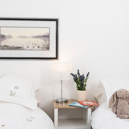 Finest Retreats - Lighthouse Cottage Rampside Екстер'єр фото