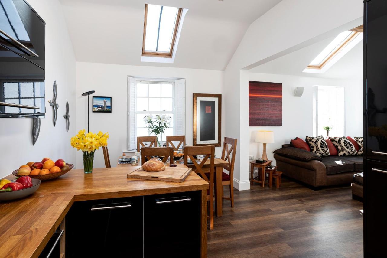 Finest Retreats - Lighthouse Cottage Rampside Екстер'єр фото