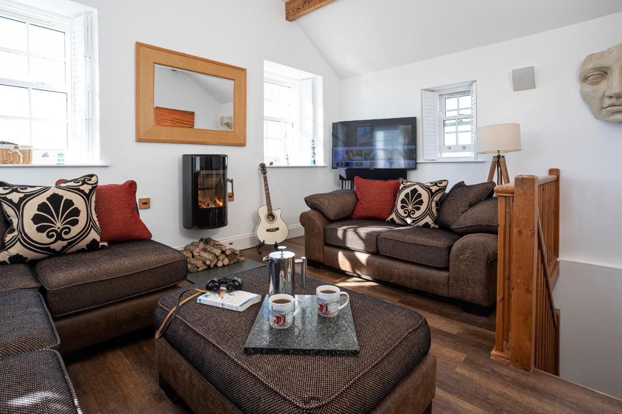 Finest Retreats - Lighthouse Cottage Rampside Екстер'єр фото